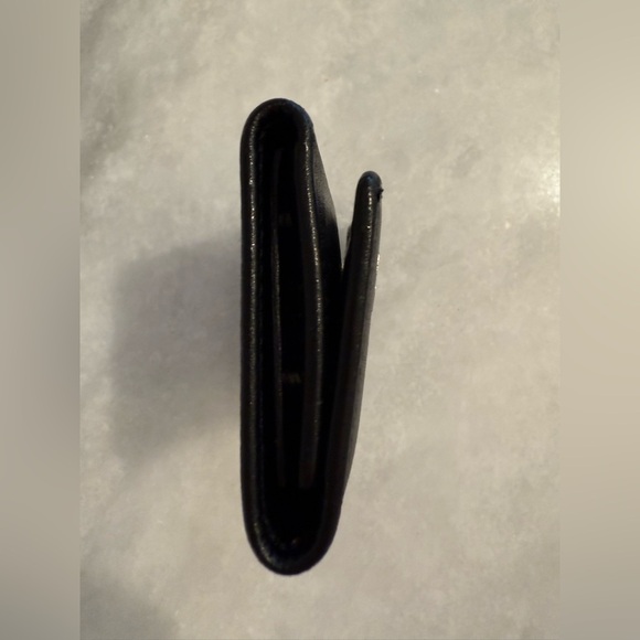 GUCCI Black Leather Key Case & Card Holder w/ silver hardware - Picture 8 of 13